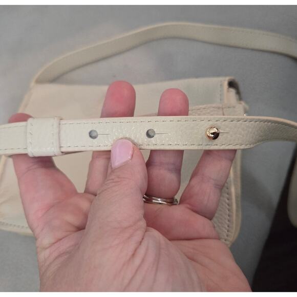 BTB Los Angeles White Suede Leather Crossbody PURSE Y2K Small - Picture 11 of 11